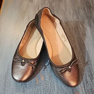 NWOT Cole Haan silver ballet flats size 6B